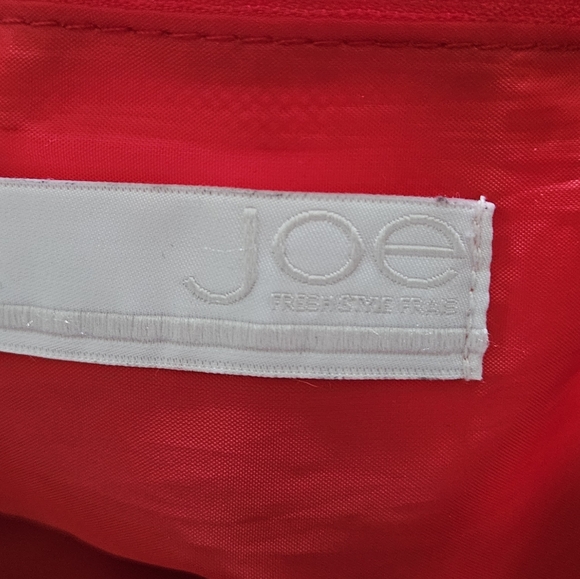 Large Red Overnight Bag - Picture 7 of 7